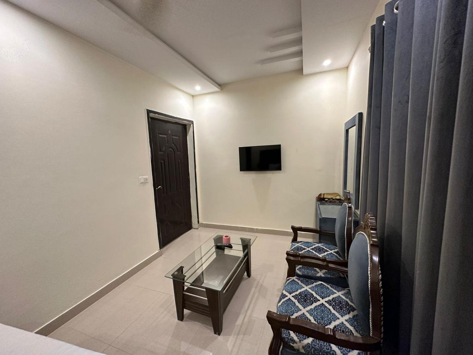 Hotel Green Fort Gulberg Lahore Bagian luar foto