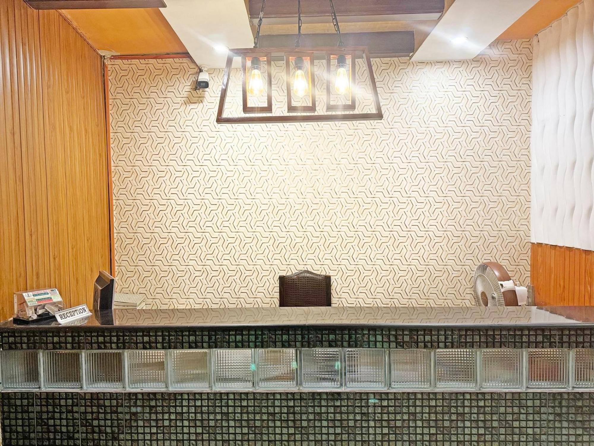 Hotel Green Fort Gulberg Lahore Bagian luar foto